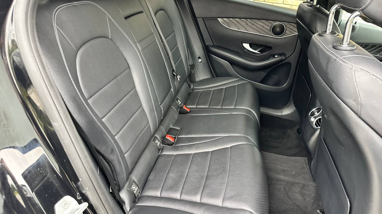 MERCEDES-BENZ GLC 300 2016