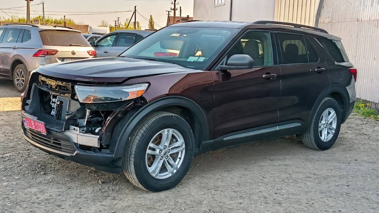 FORD EXPLORER XLT 2020