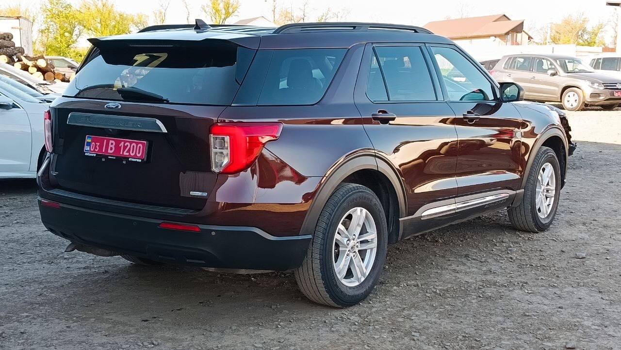 FORD EXPLORER XLT 2020