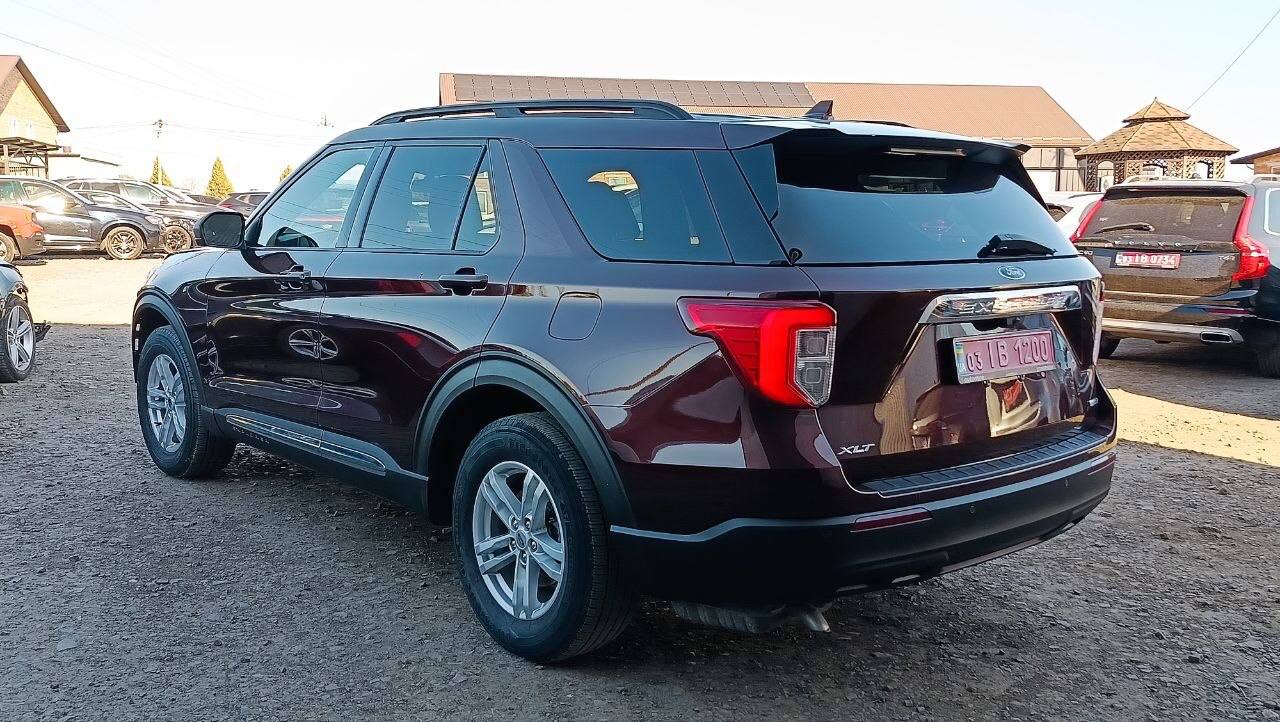 FORD EXPLORER XLT 2020