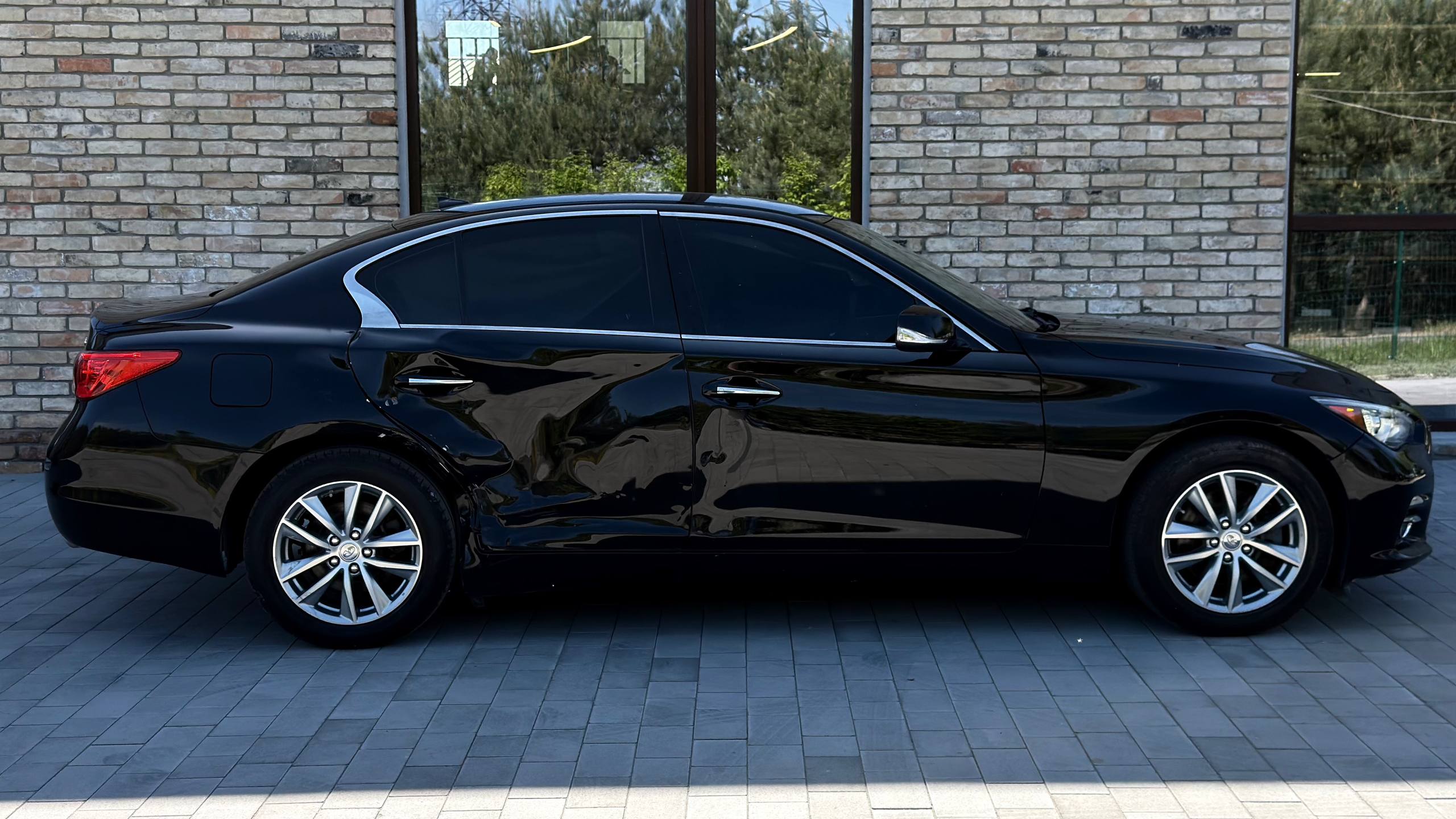 INFINITI Q50 BASE 2017