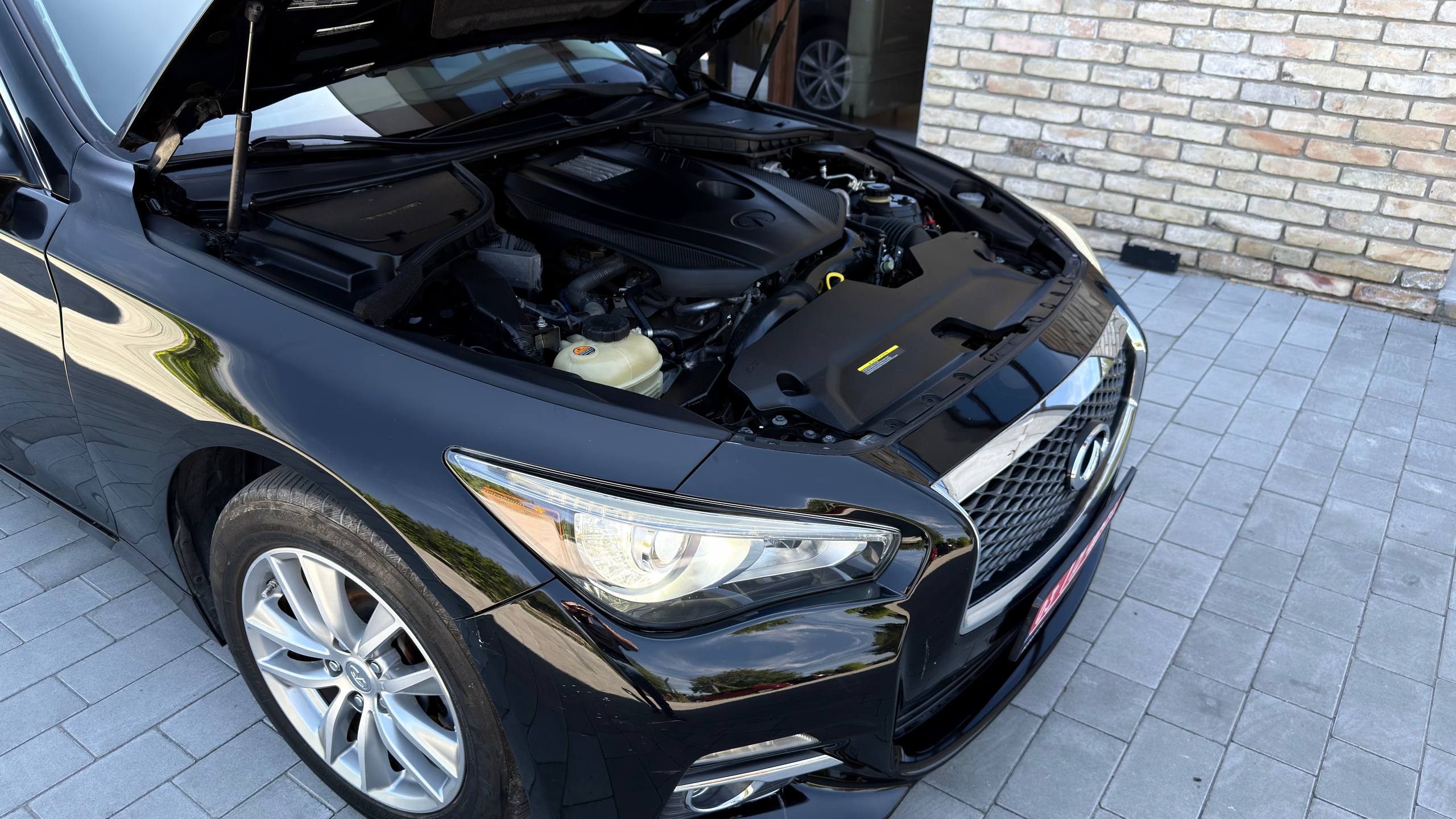 INFINITI Q50 BASE 2017