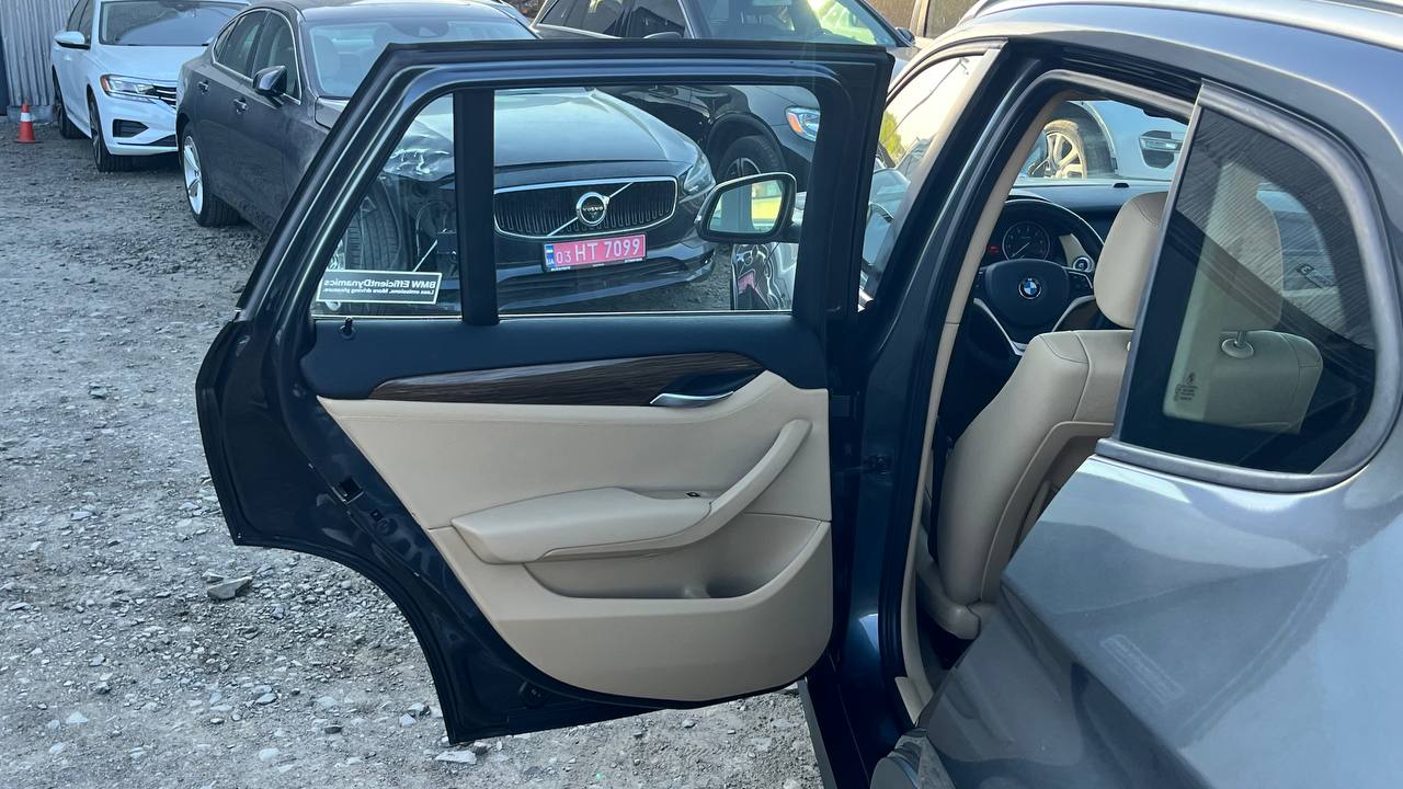 BMW X1 XDRIVE 28 I 2013