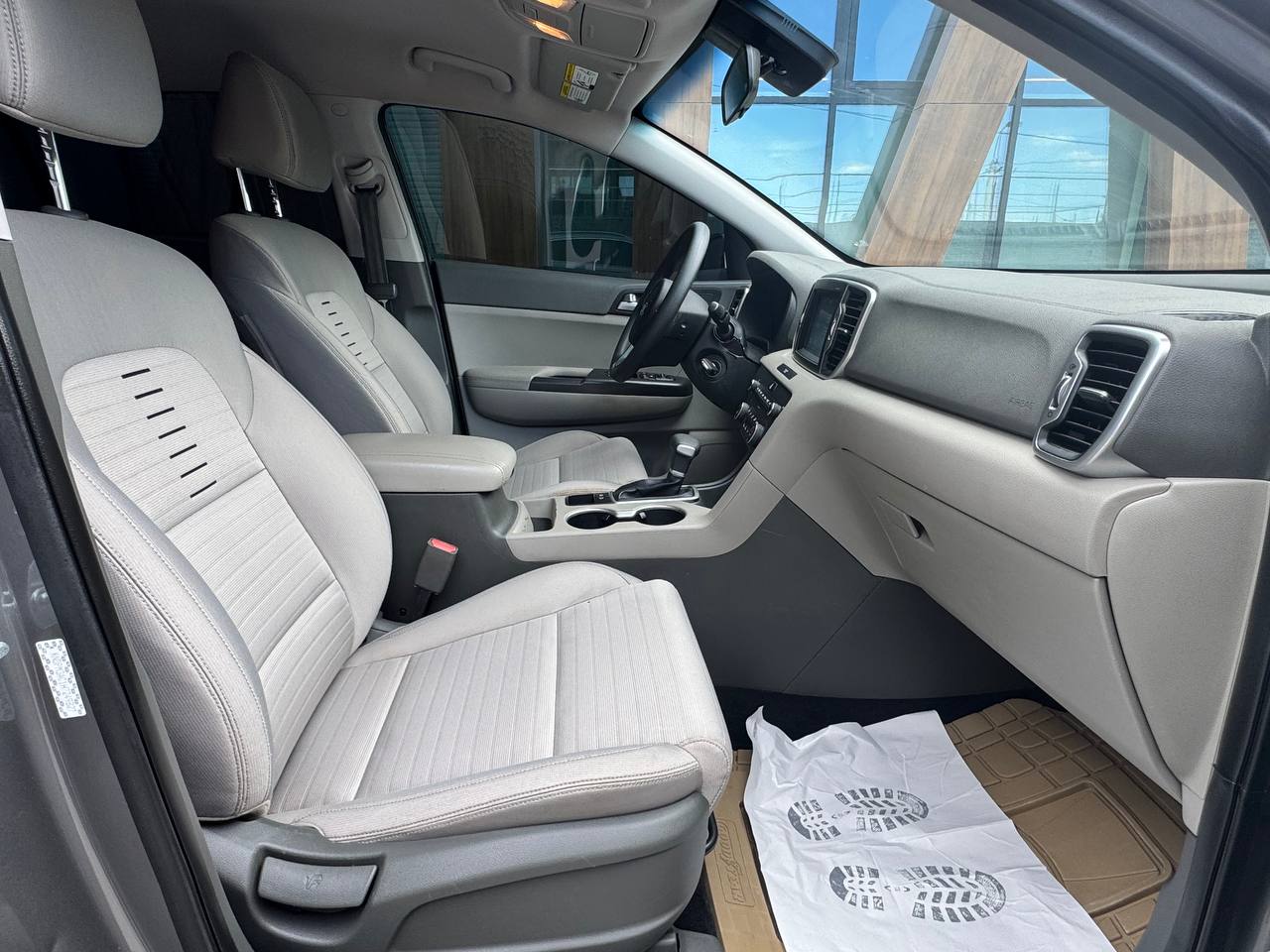 KIA SPORTAGE LX 2017