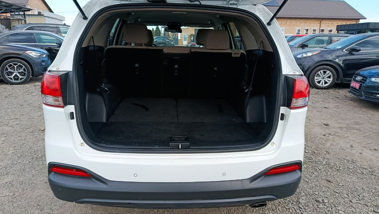 KIA SORENTO LX 2015