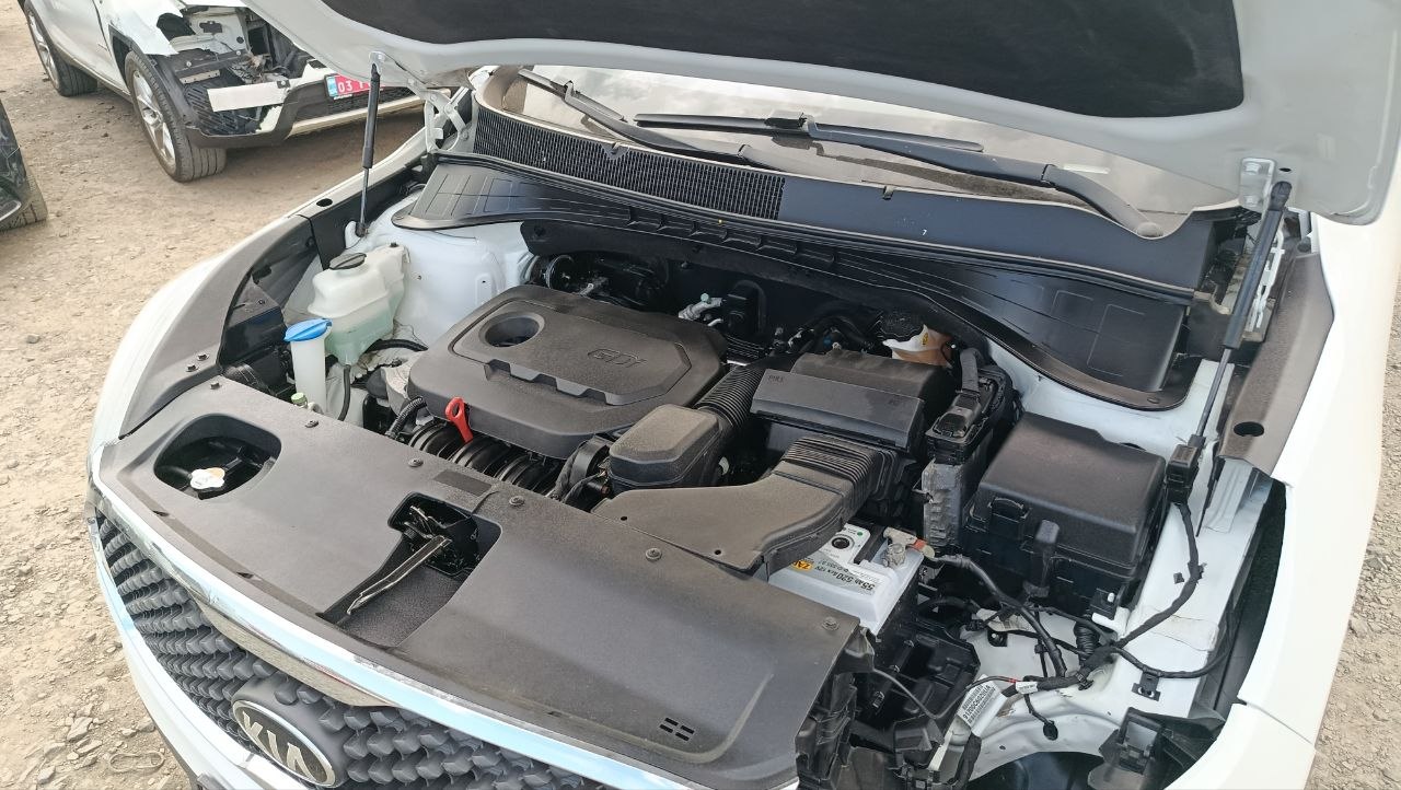 KIA SORENTO LX 2015