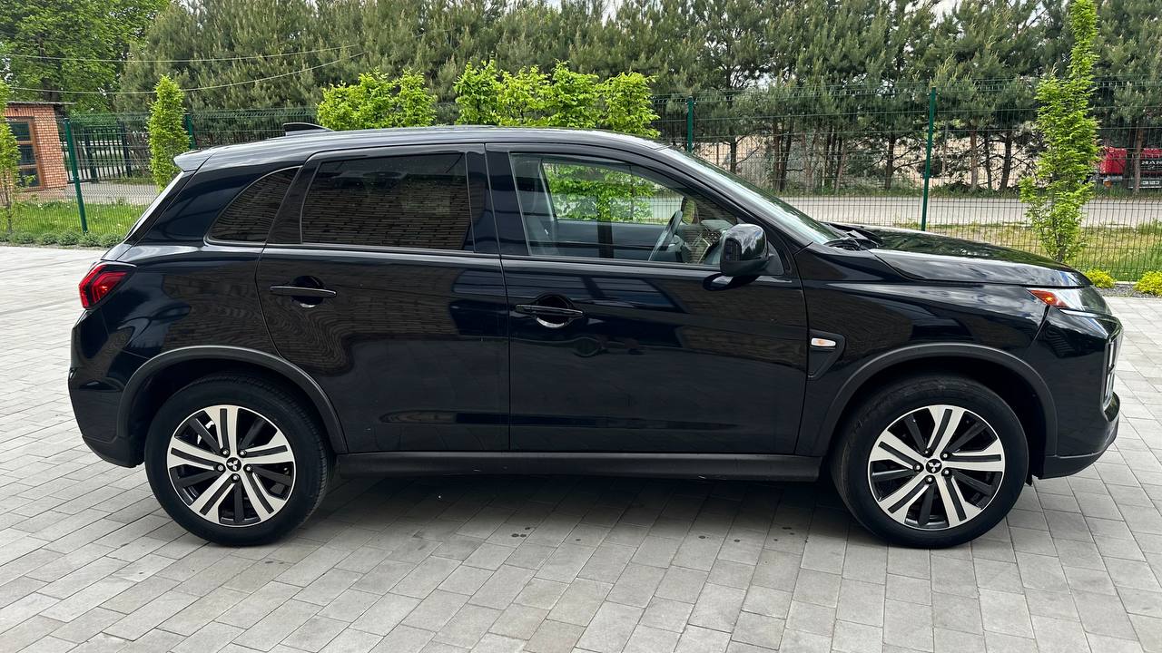 MITSUBISHI OUTLANDER SPORT ES 2019
