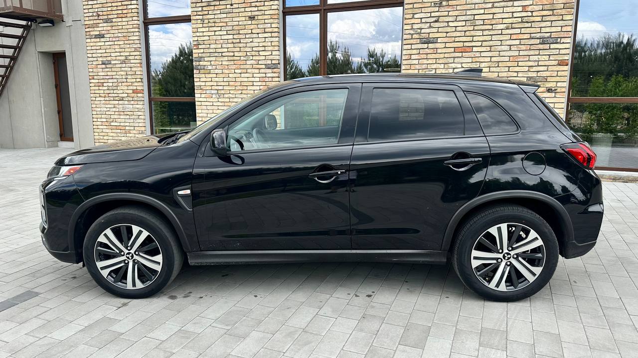 MITSUBISHI OUTLANDER SPORT ES 2019