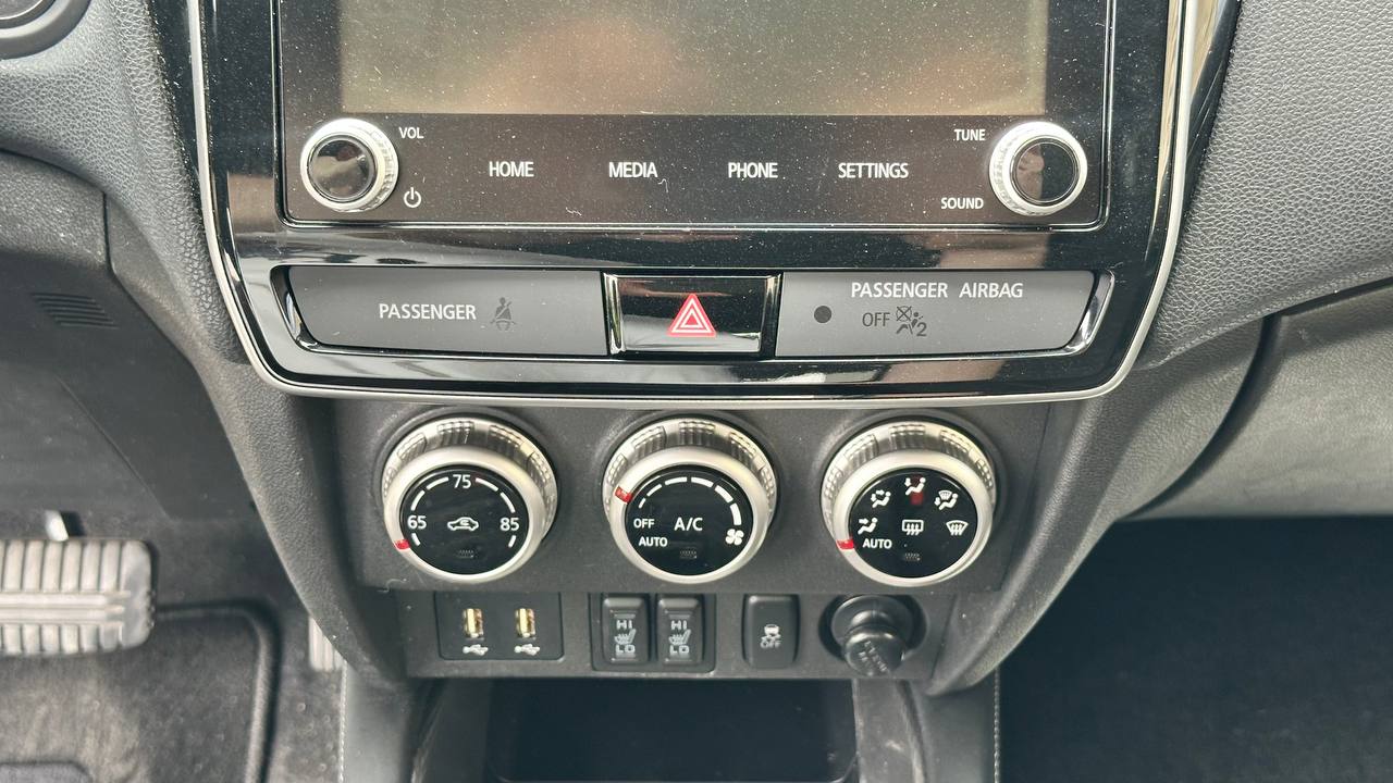 MITSUBISHI OUTLANDER SPORT ES 2019