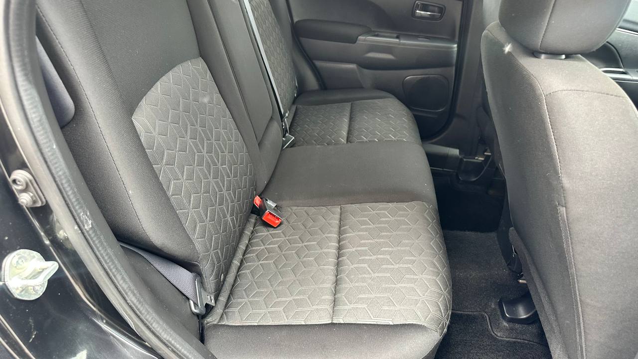 MITSUBISHI OUTLANDER SPORT ES 2019