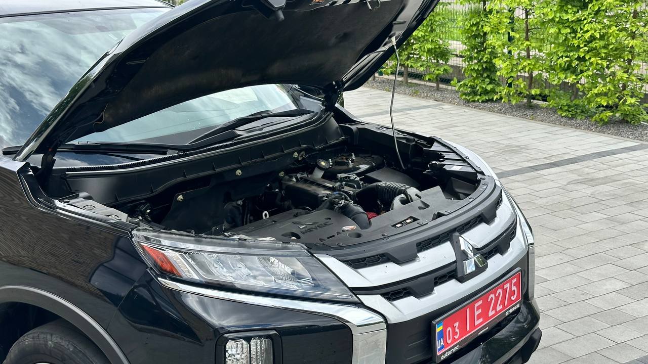 MITSUBISHI OUTLANDER SPORT ES 2019