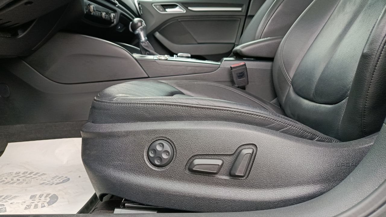 AUDI A3 PREMIUM 2015