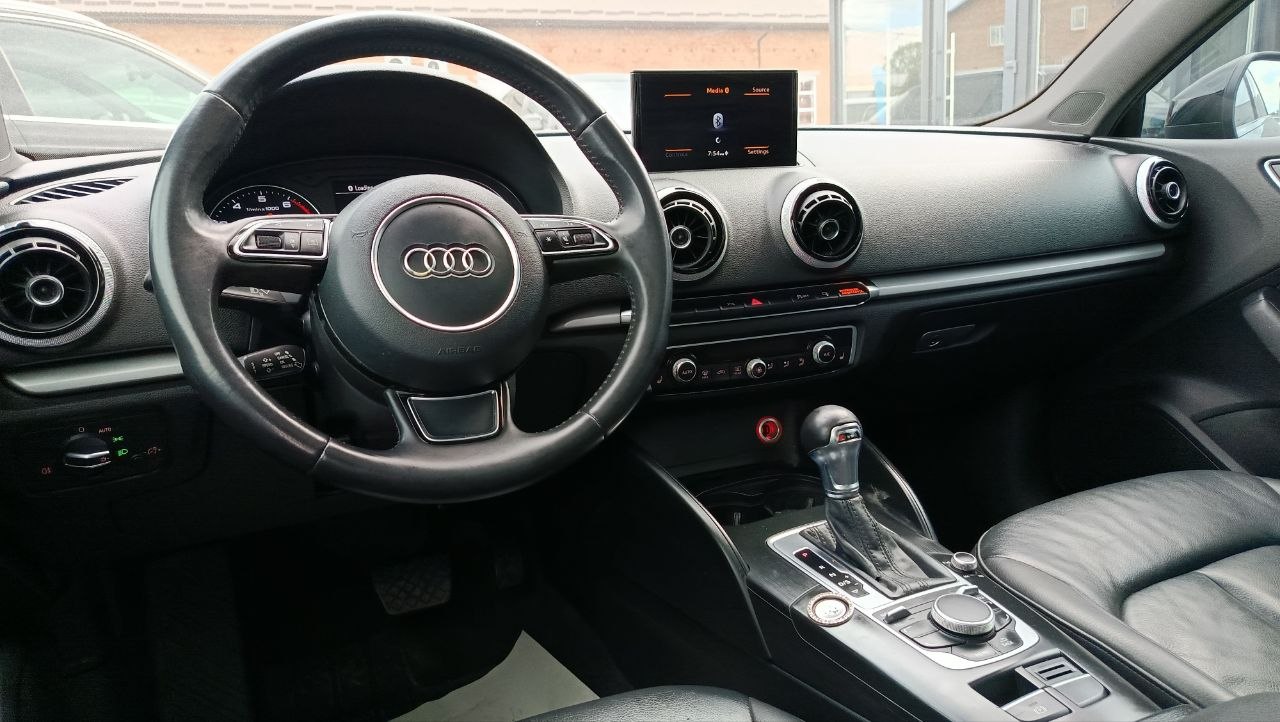 AUDI A3 PREMIUM 2015