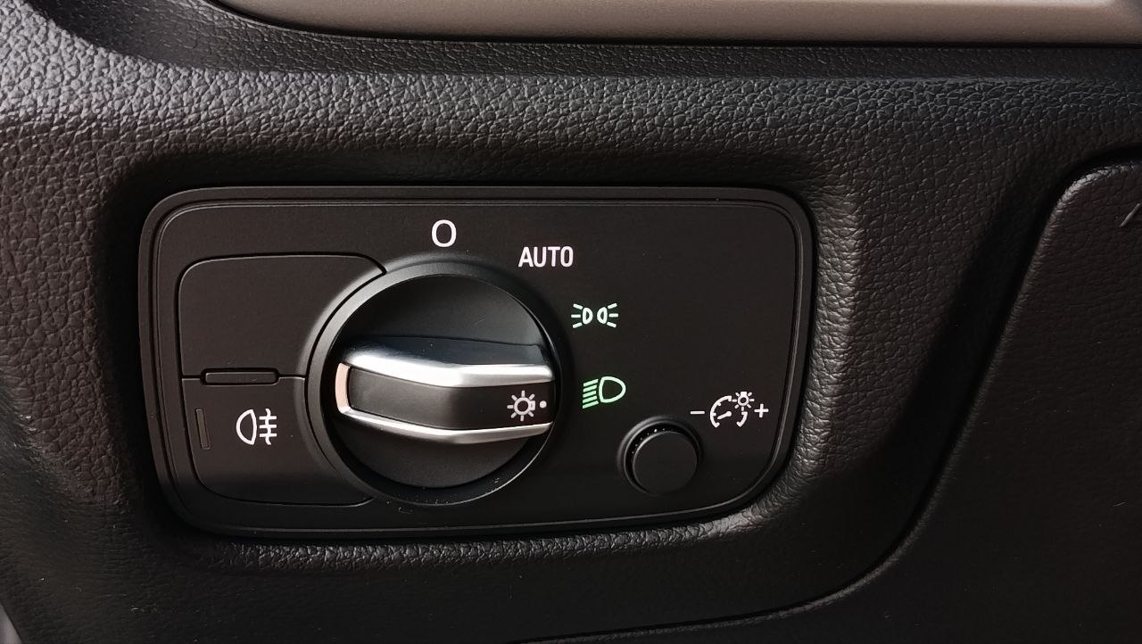 AUDI A3 PREMIUM 2015