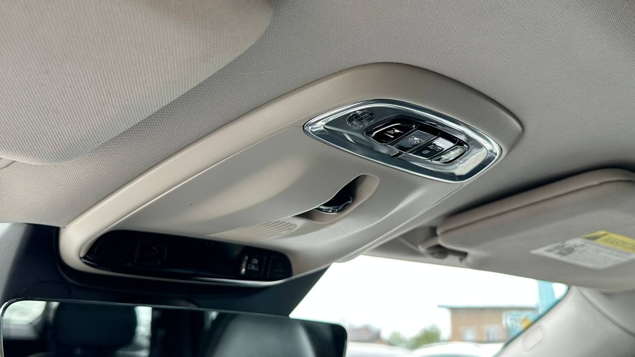 VOLVO XC90 T6 2017