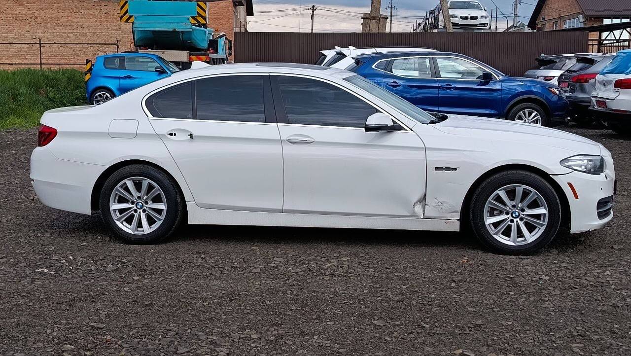 BMW 528 XI 2013