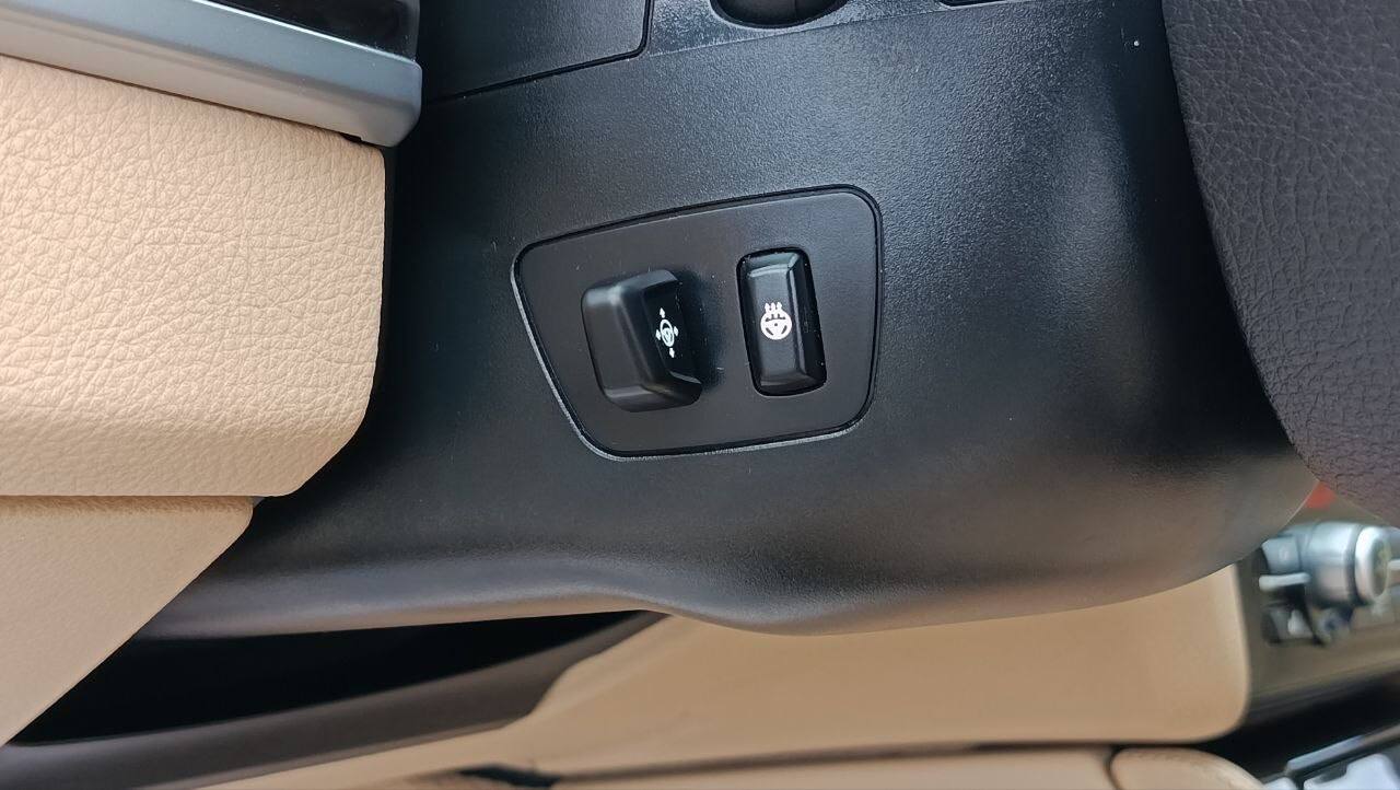 BMW 528 XI 2013
