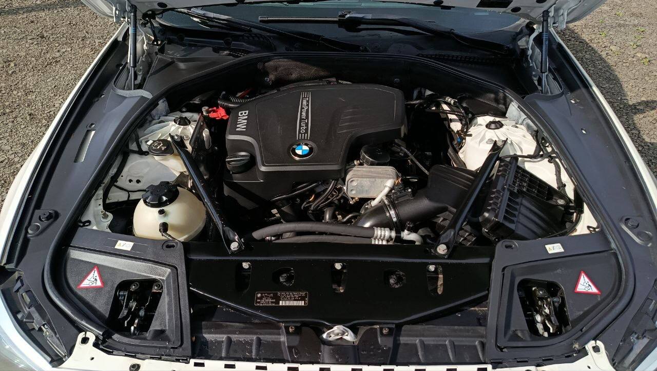 BMW 528 XI 2013