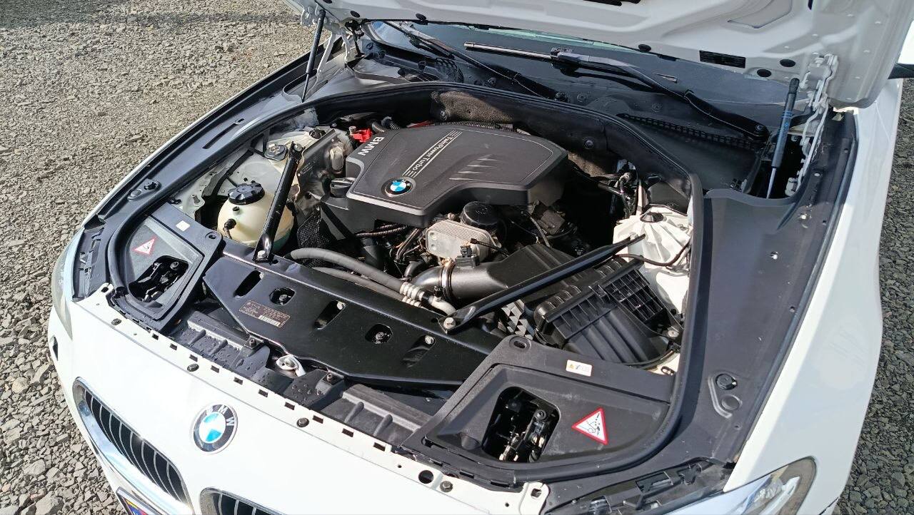 BMW 528 XI 2013