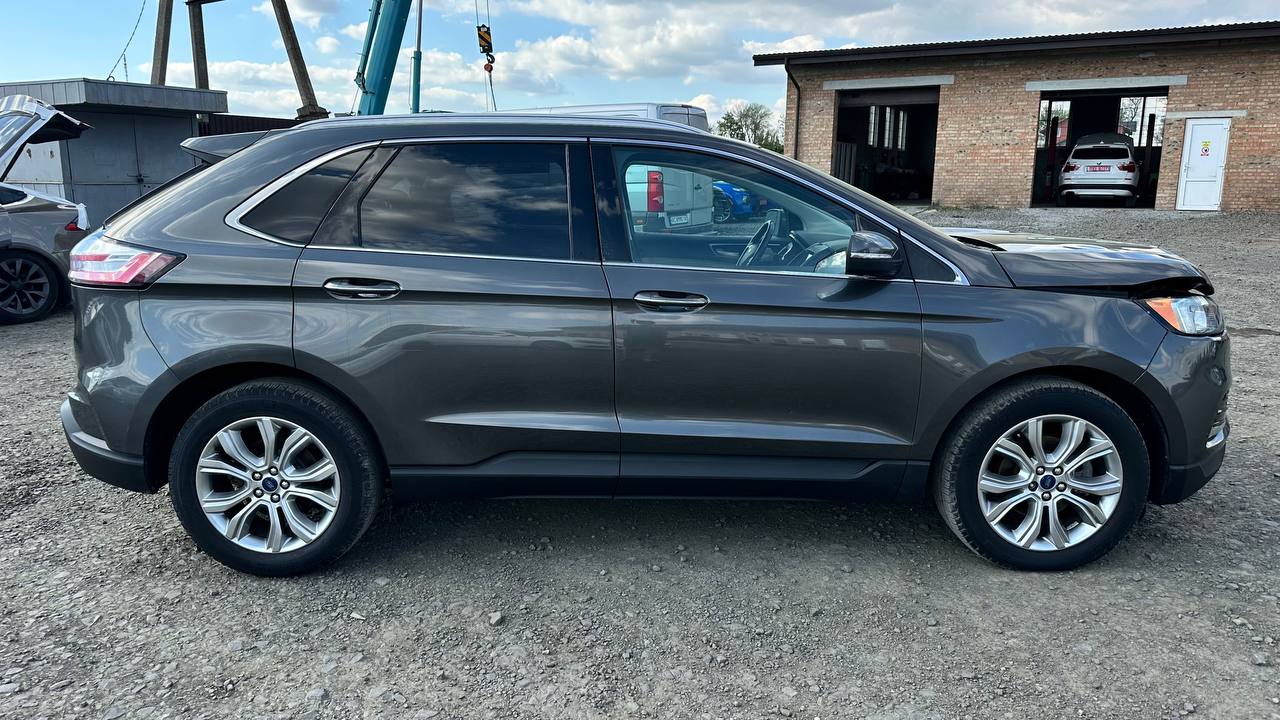 FORD EDGE TITANIUM 2019