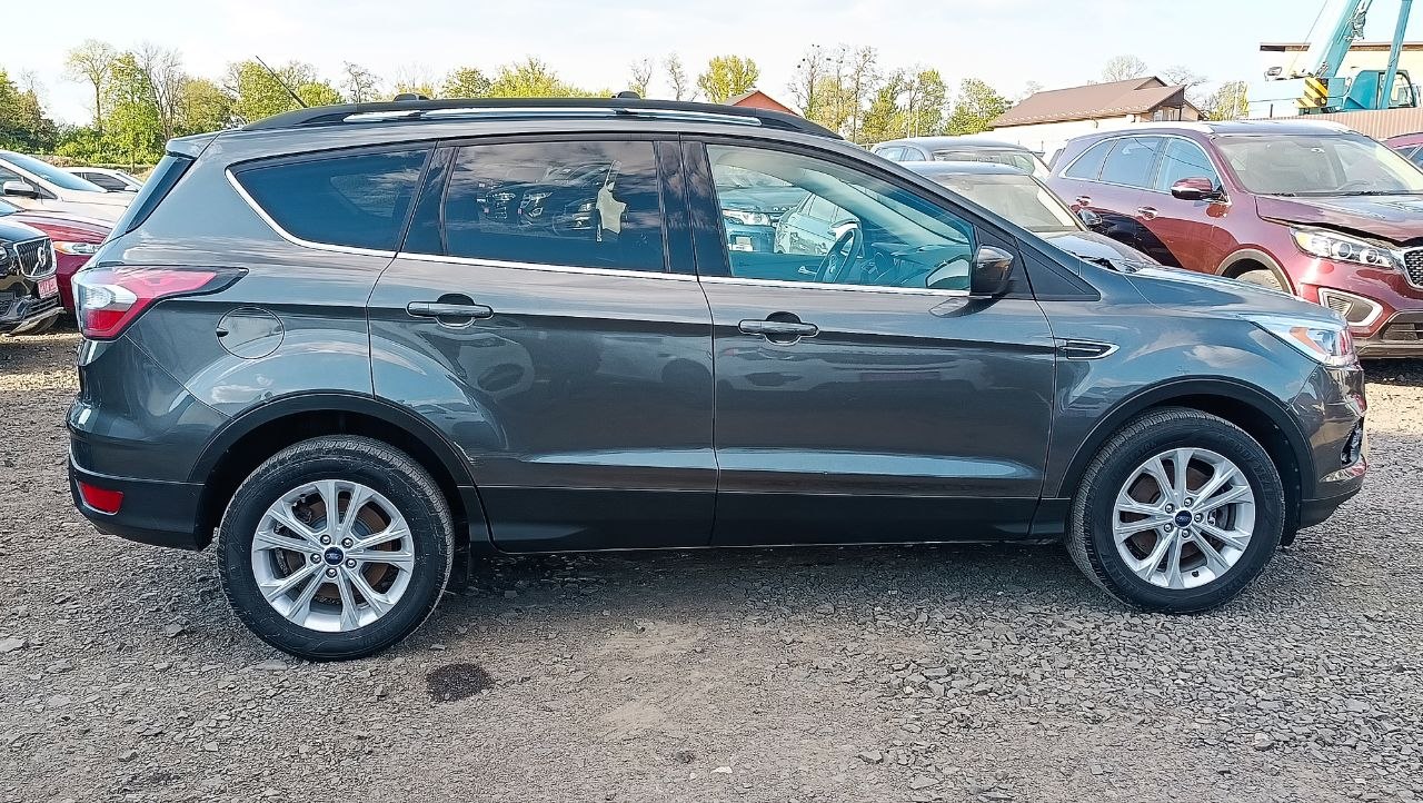 FORD ESCAPE SE 2016