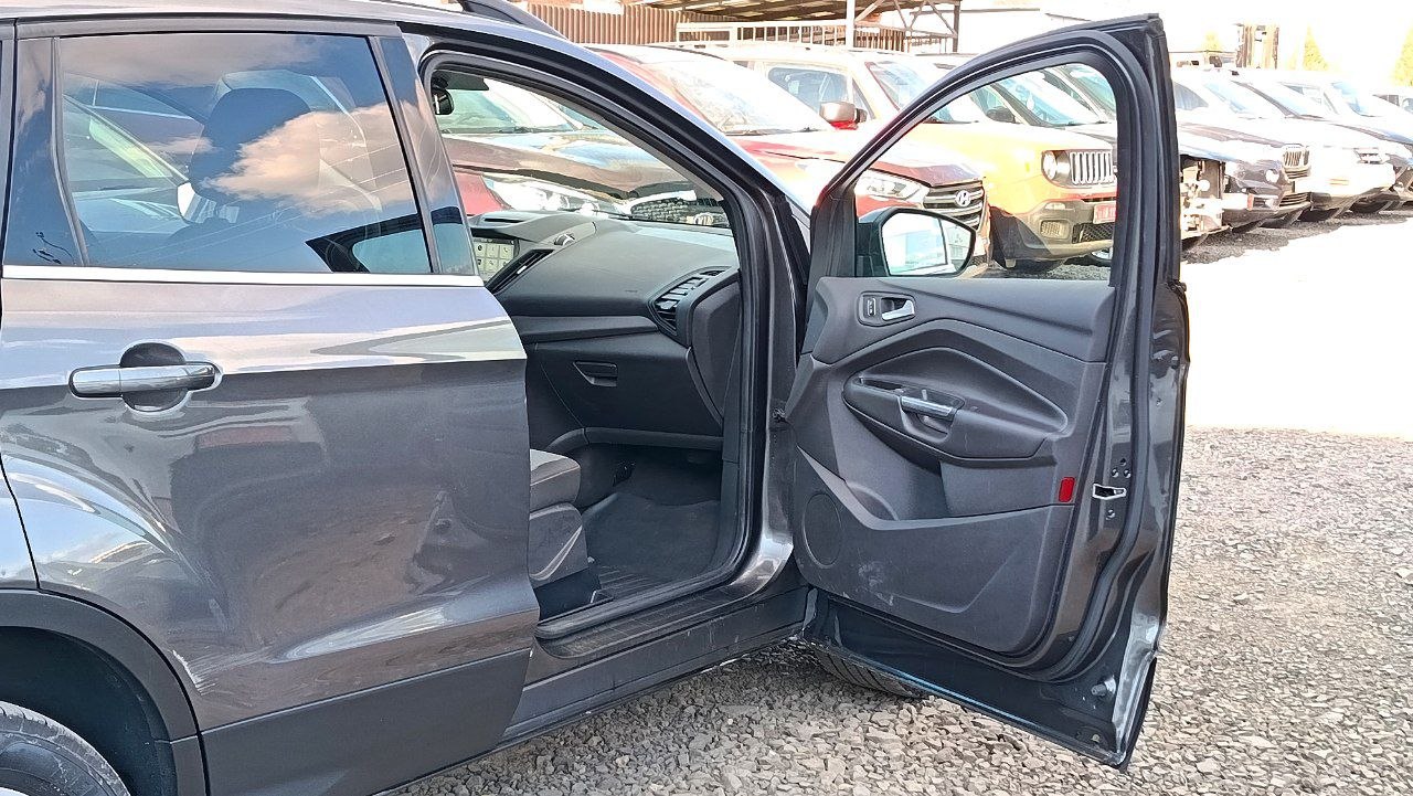 FORD ESCAPE SE 2016