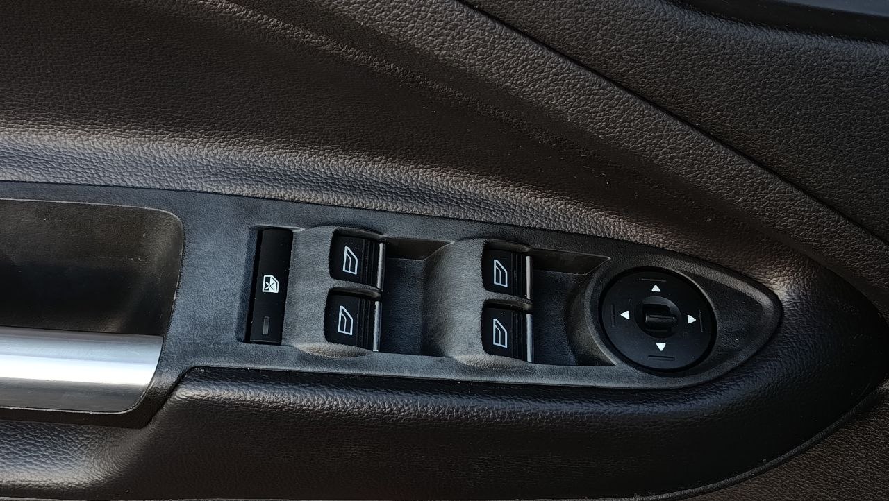 FORD ESCAPE SE 2016