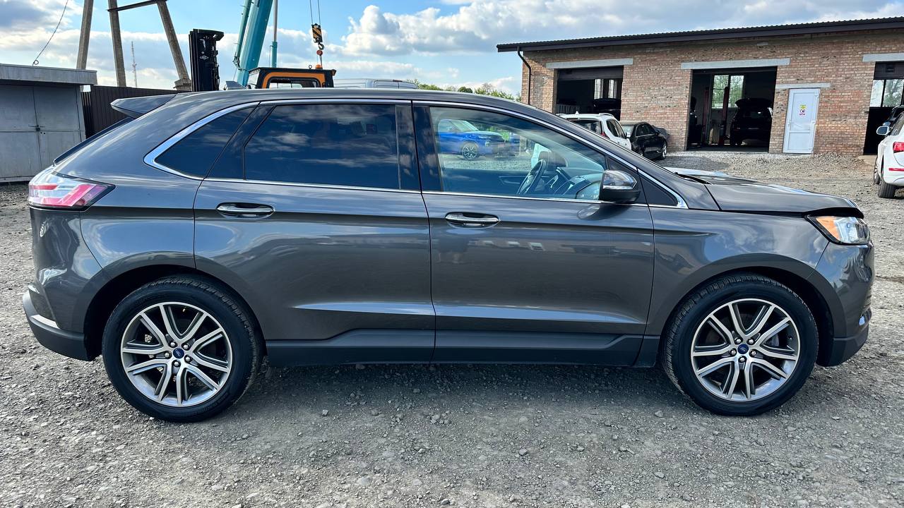FORD EDGE TITANIUM 2019