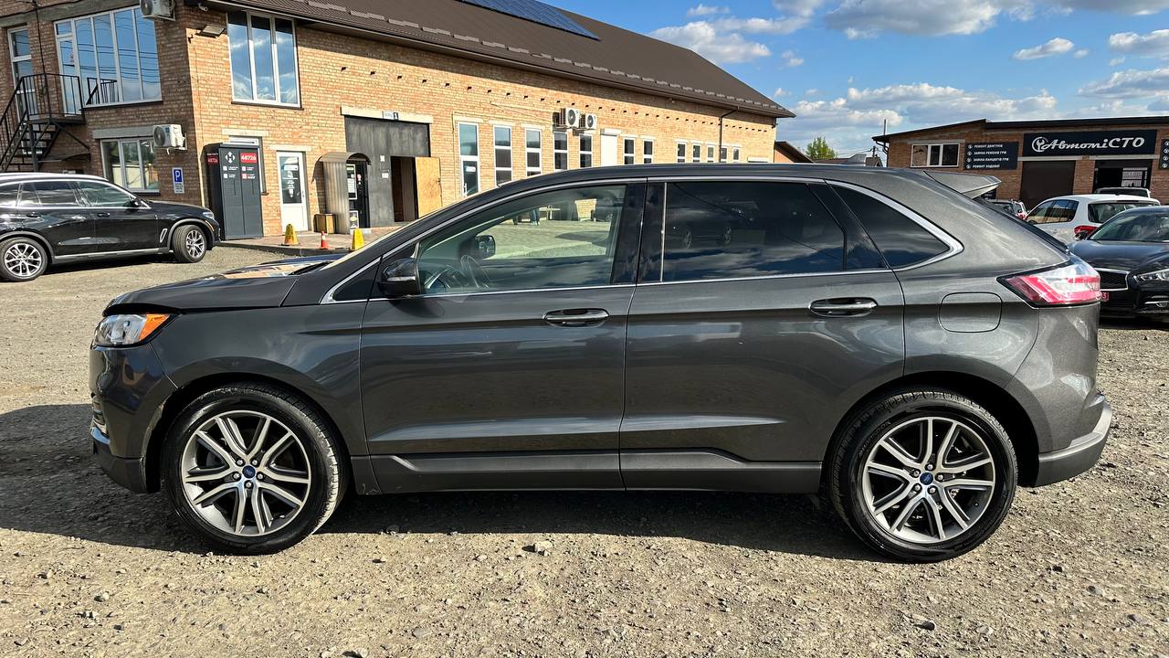 FORD EDGE TITANIUM 2019