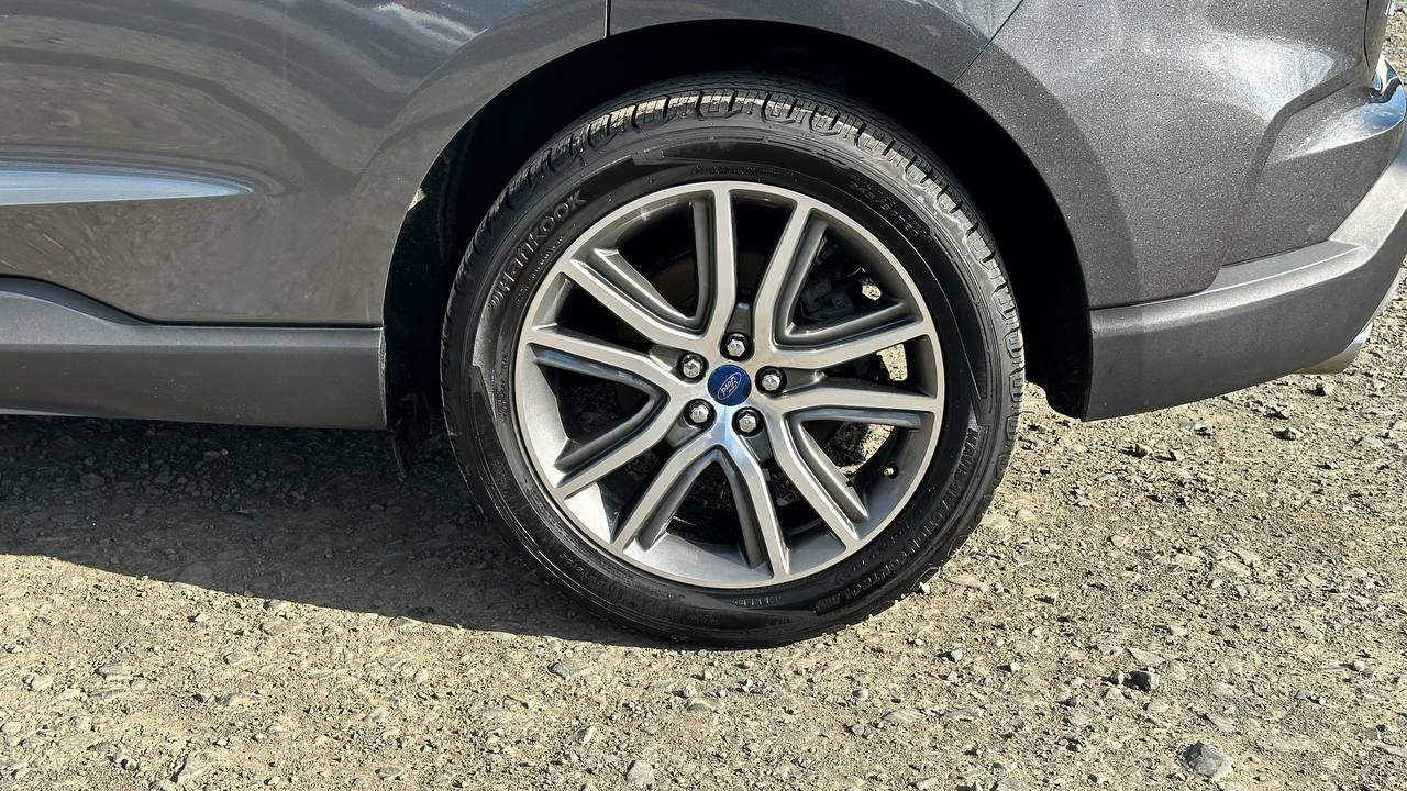 FORD EDGE TITANIUM 2019