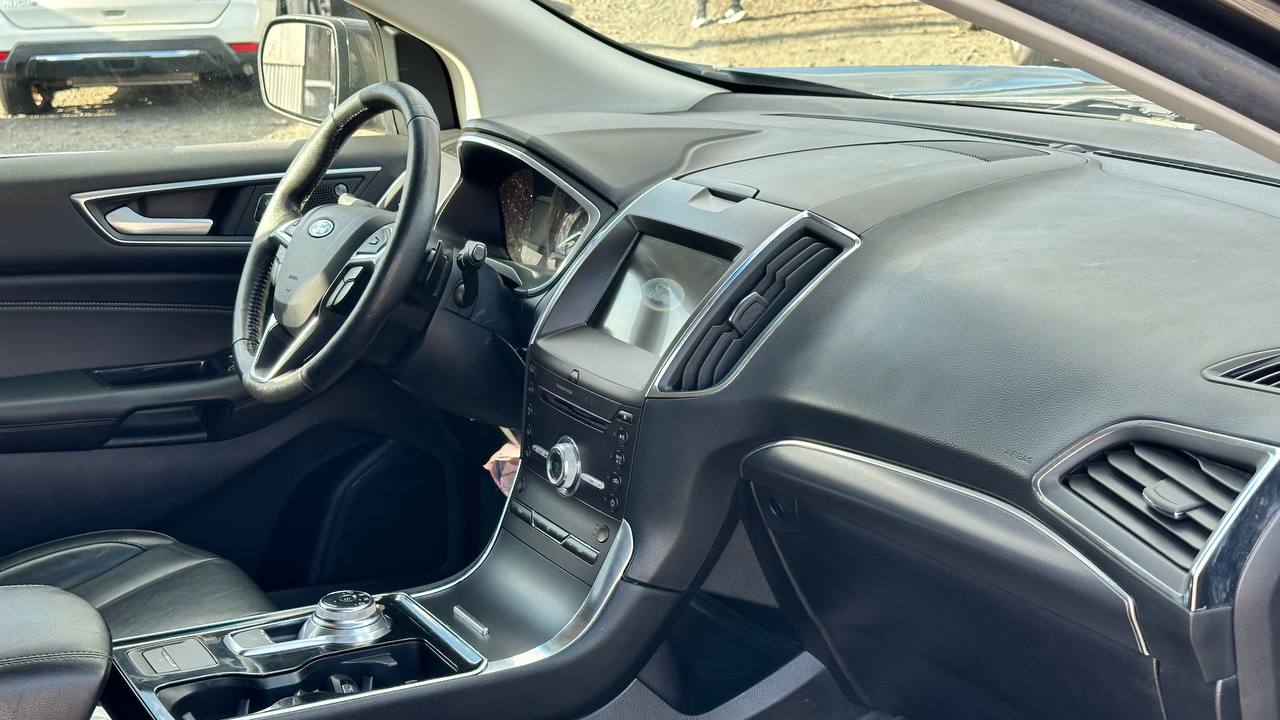 FORD EDGE TITANIUM 2019