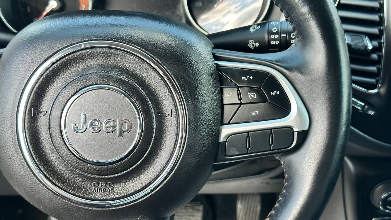 JEEP COMPASS LATITUDE 2017