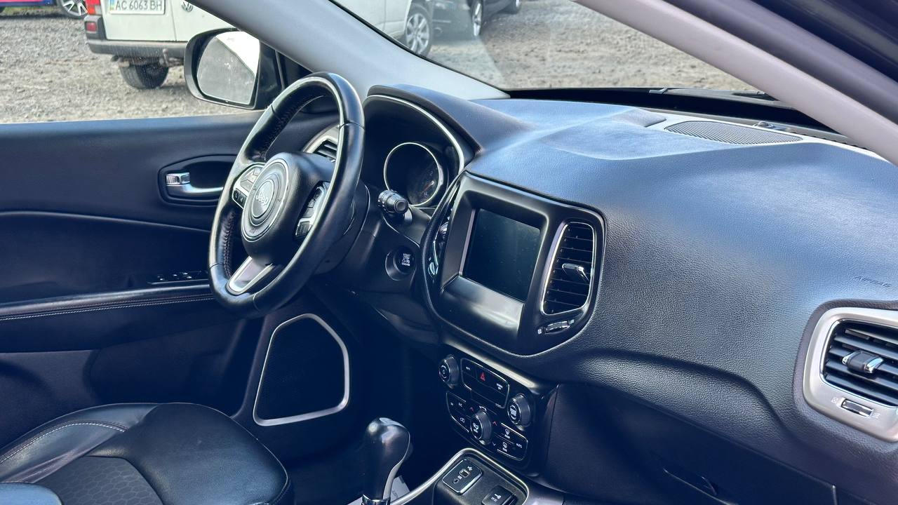 JEEP COMPASS LATITUDE 2017