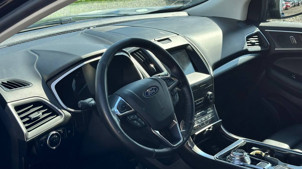 FORD EDGE SEL 2019