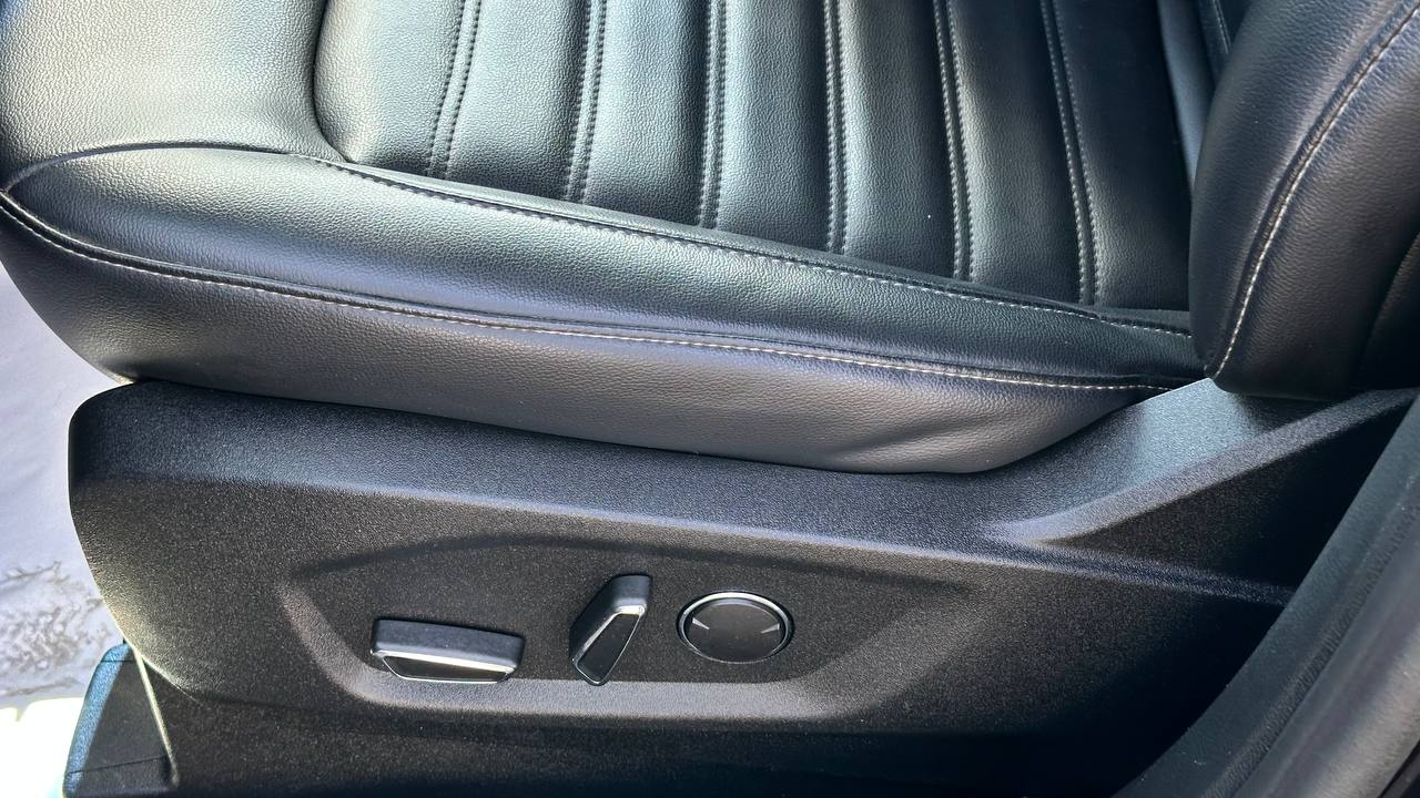 FORD EDGE SEL 2019