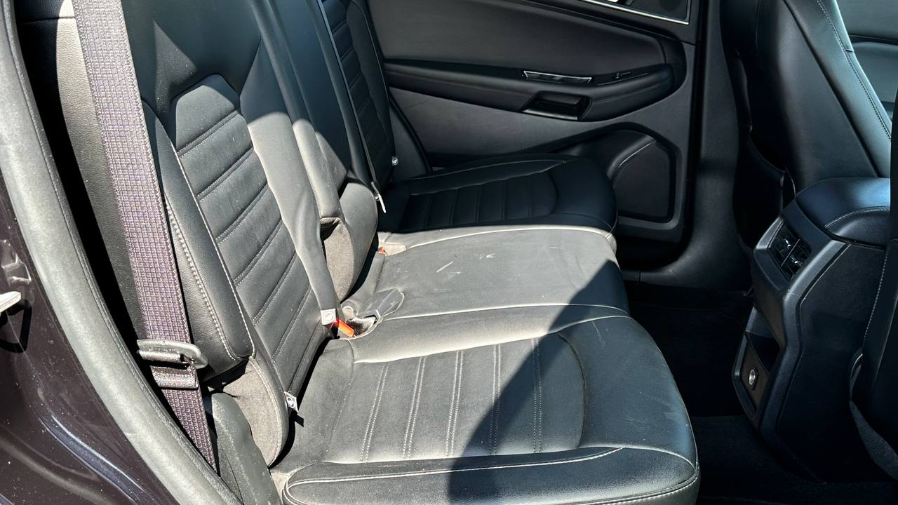 FORD EDGE SEL 2019