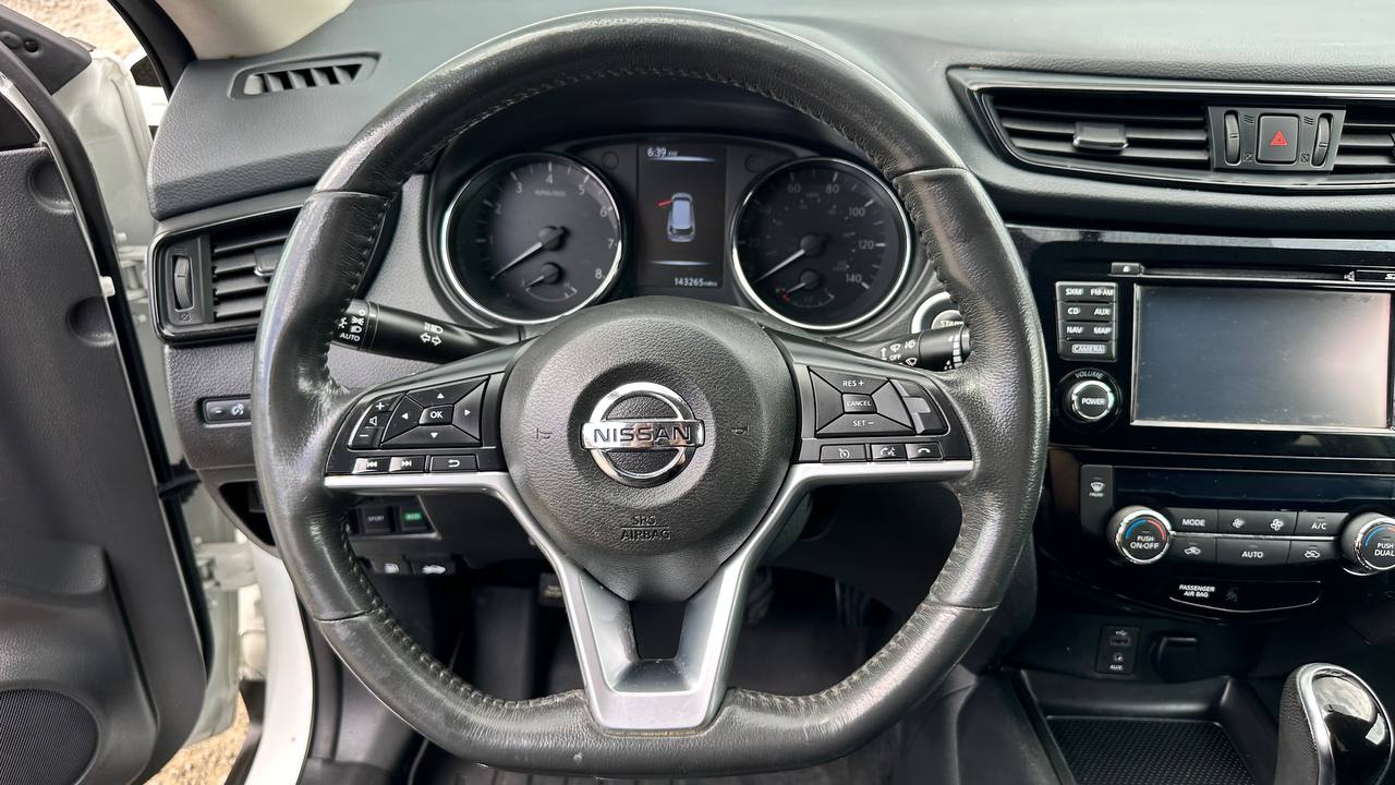 NISSAN ROGUE SV 2017
