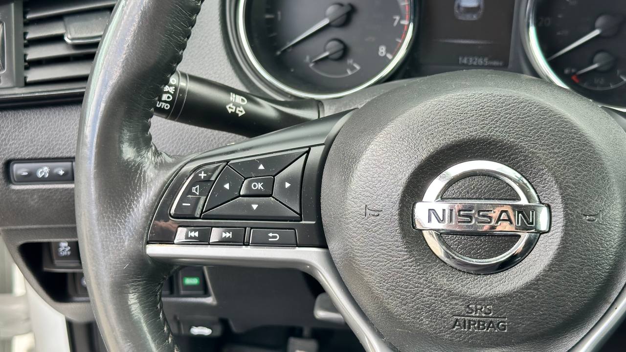 NISSAN ROGUE SV 2017