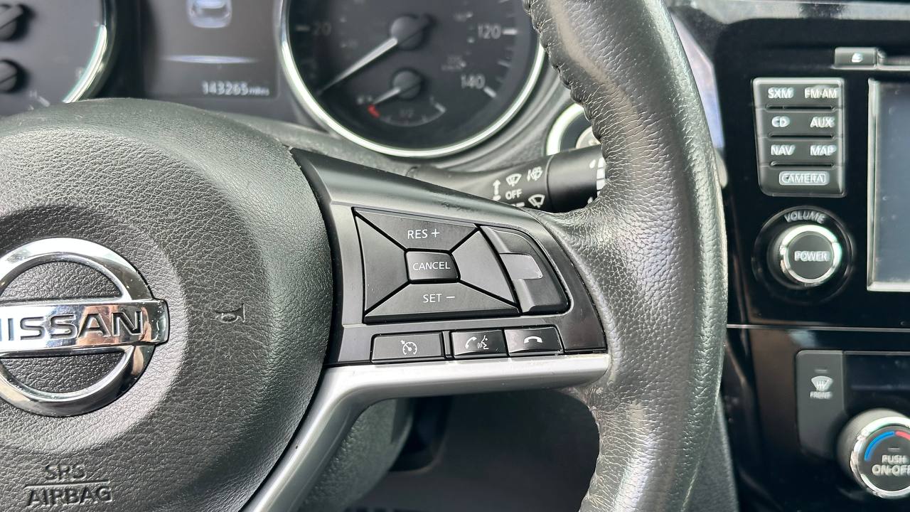 NISSAN ROGUE SV 2017
