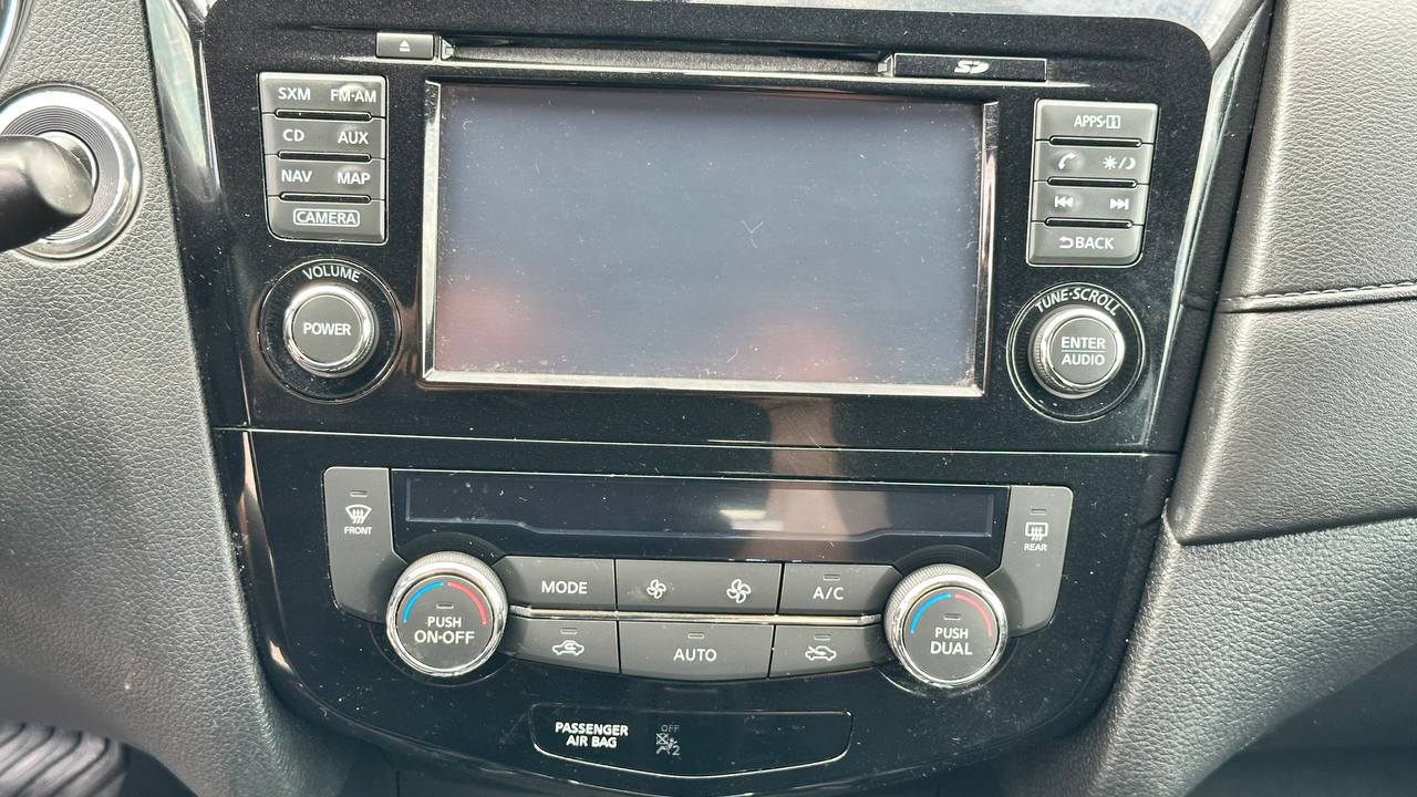 NISSAN ROGUE SV 2017