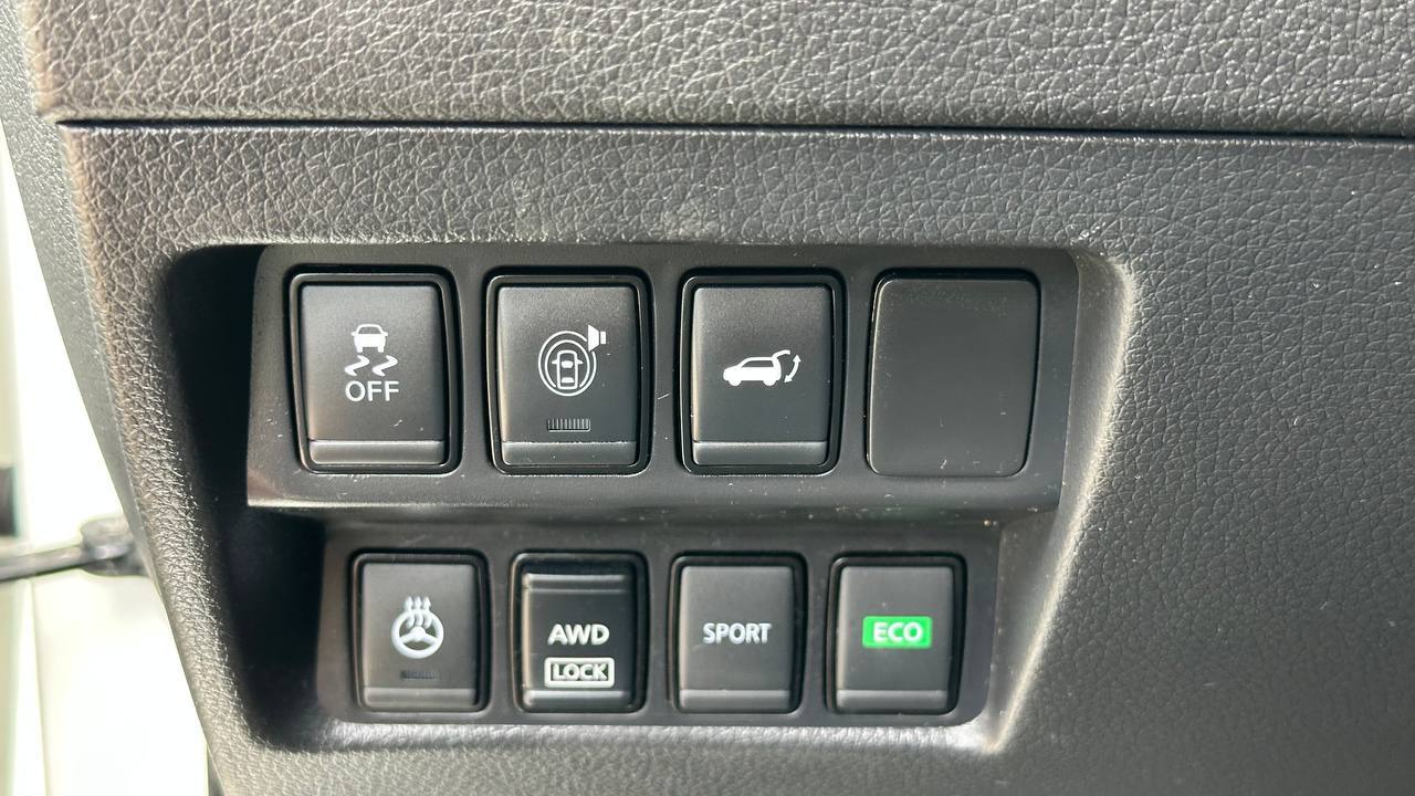 NISSAN ROGUE SV 2017