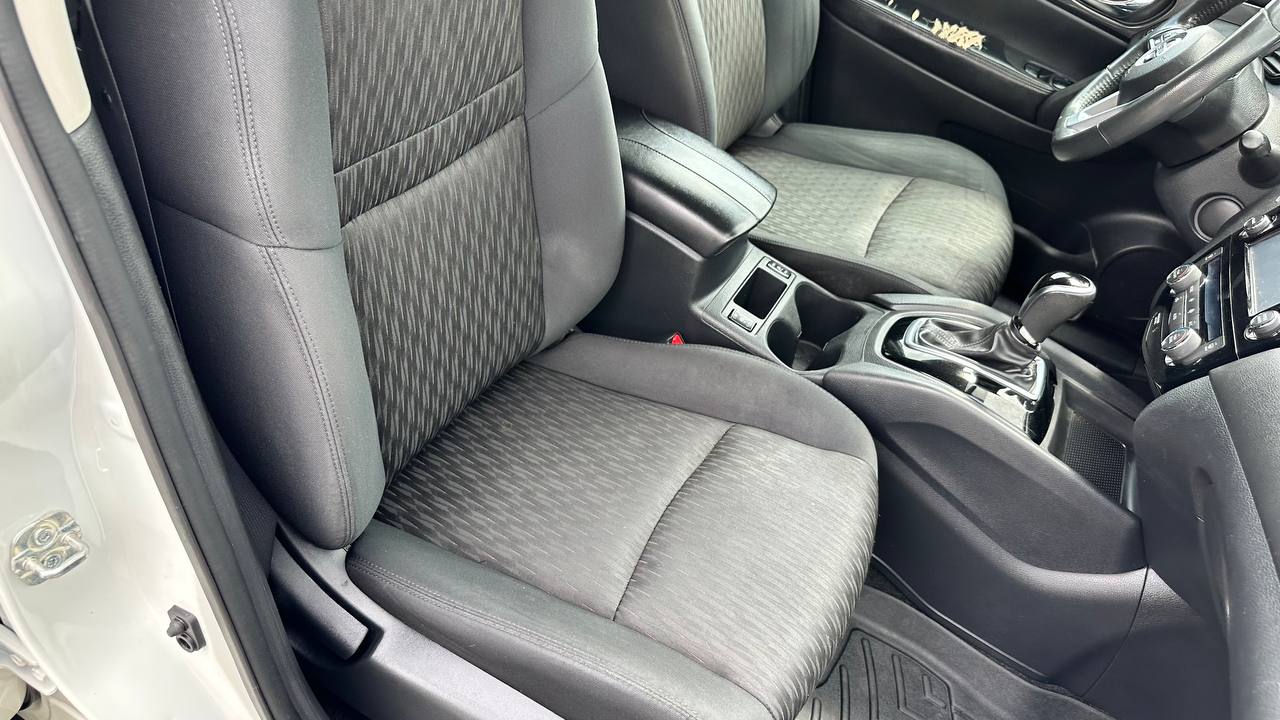 NISSAN ROGUE SV 2017