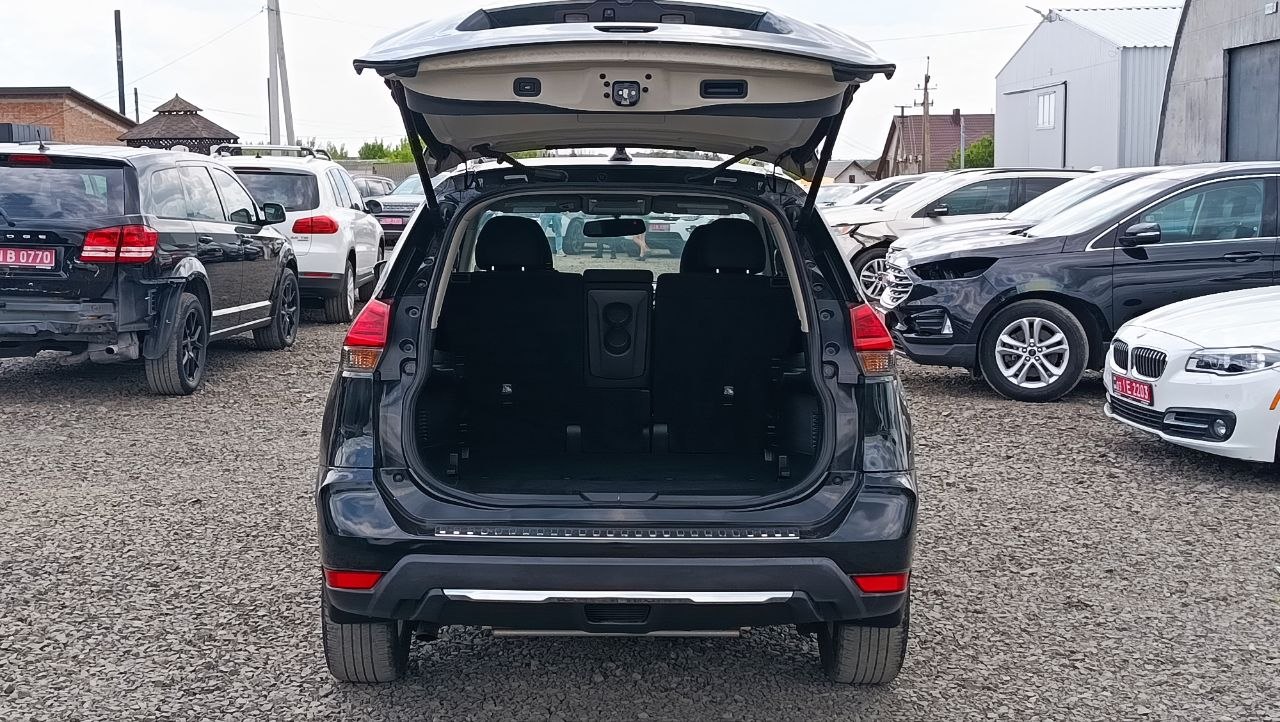 NISSAN ROGUE SV 2017