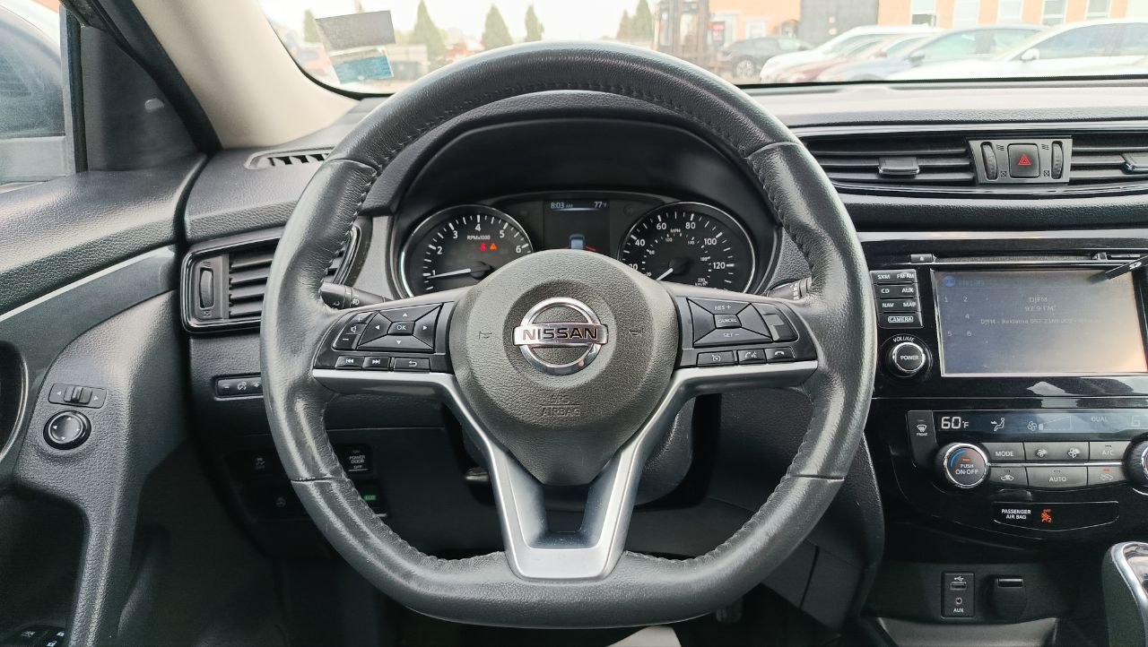 NISSAN ROGUE SV 2017