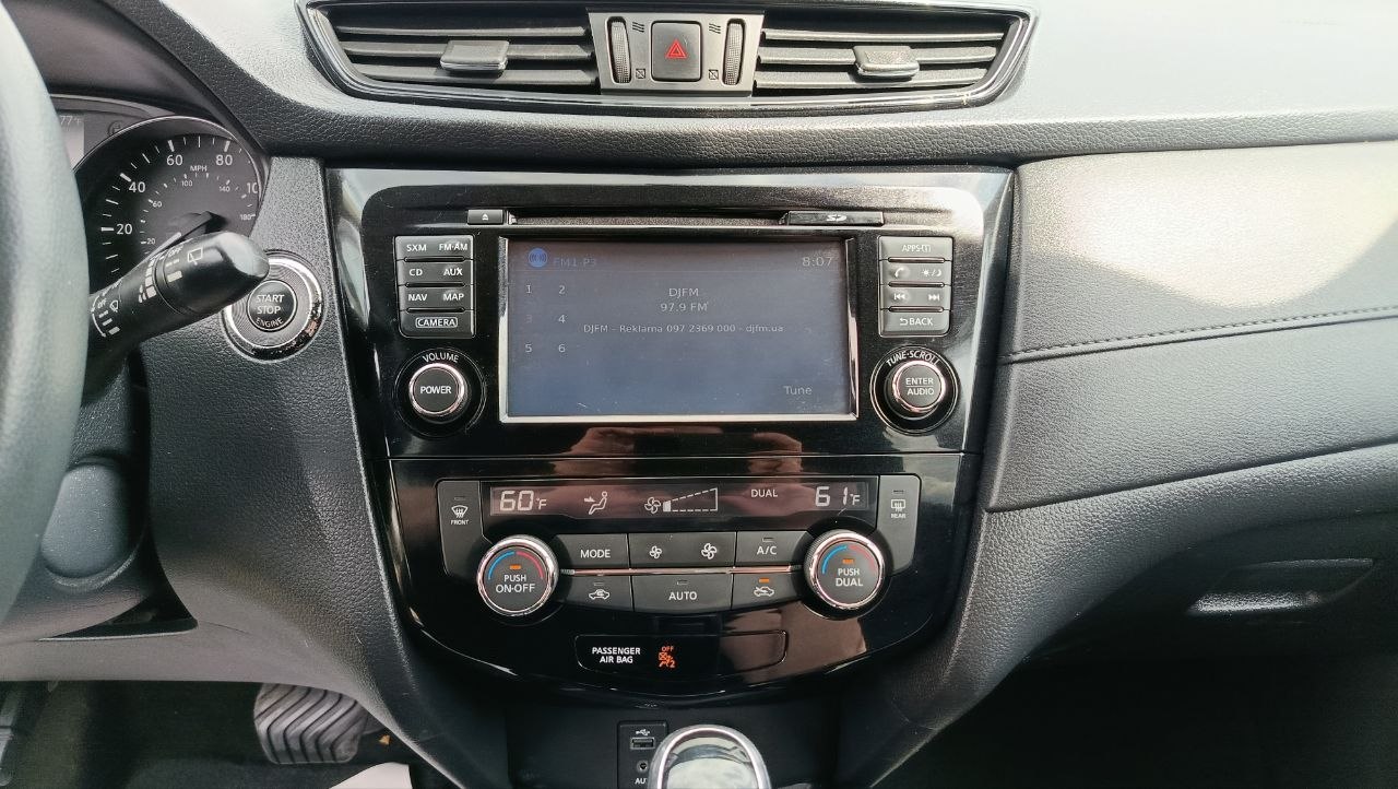 NISSAN ROGUE SV 2017