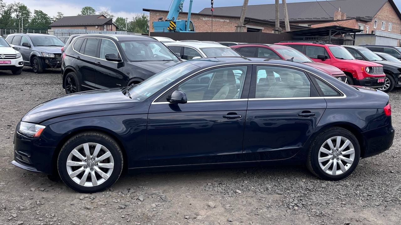 AUDI A4 PREMIUM 2012