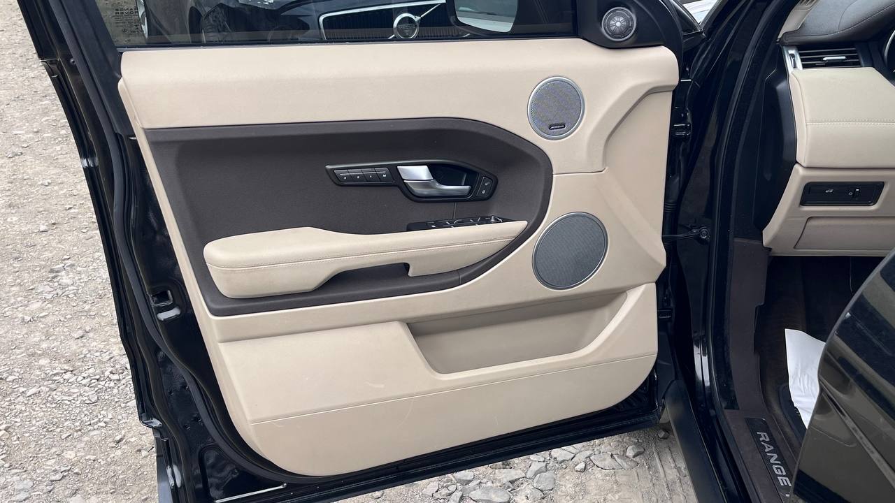 LAND ROVER RANGE ROVER EVOQUE PURE 2014