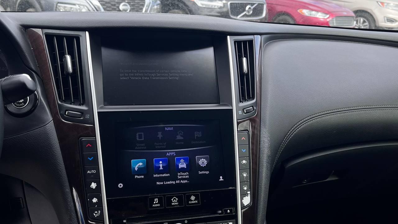 INFINITI Q50 LUXE 2017