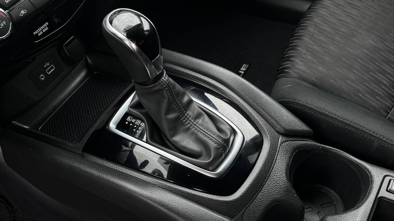 NISSAN ROGUE SV HYBRID 2018