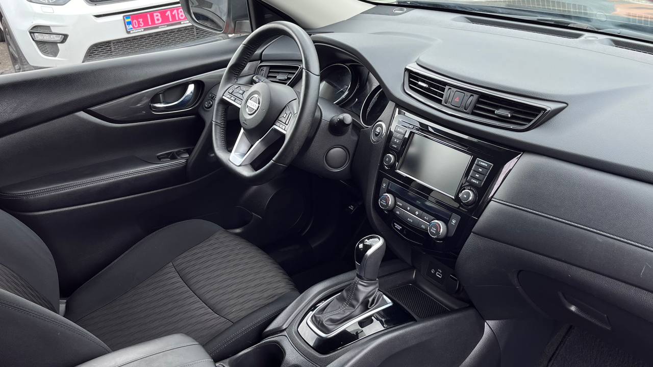 NISSAN ROGUE SV HYBRID 2018